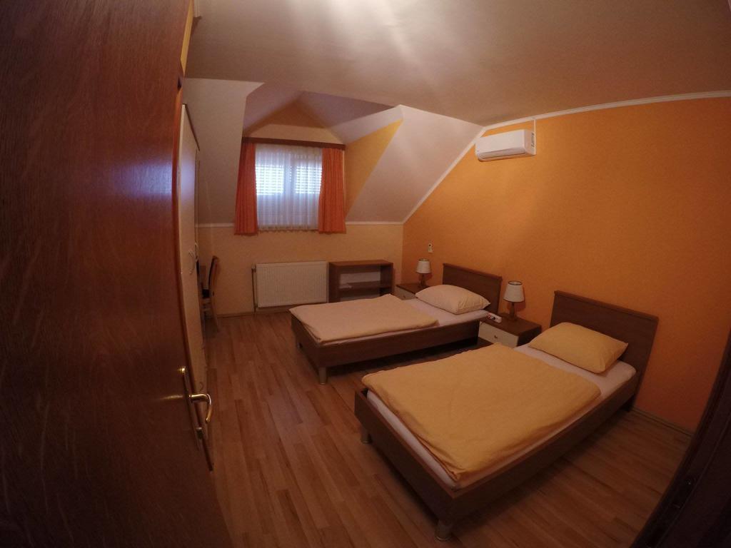 Gornja Stubica Pansion Rody Bed & Breakfast エクステリア 写真